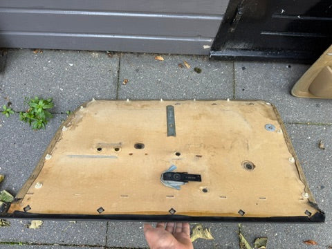 BMW E12 Beige Leather Door Cards – Original Interior Panels (Set)