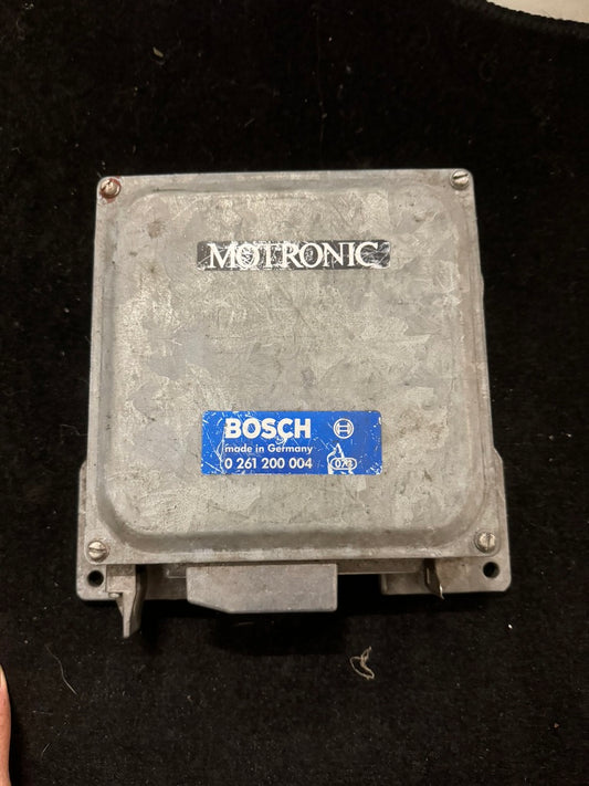 0261200004 BMW Engine Control Unit ECU | Bosch Motronic | E23 733i 735i