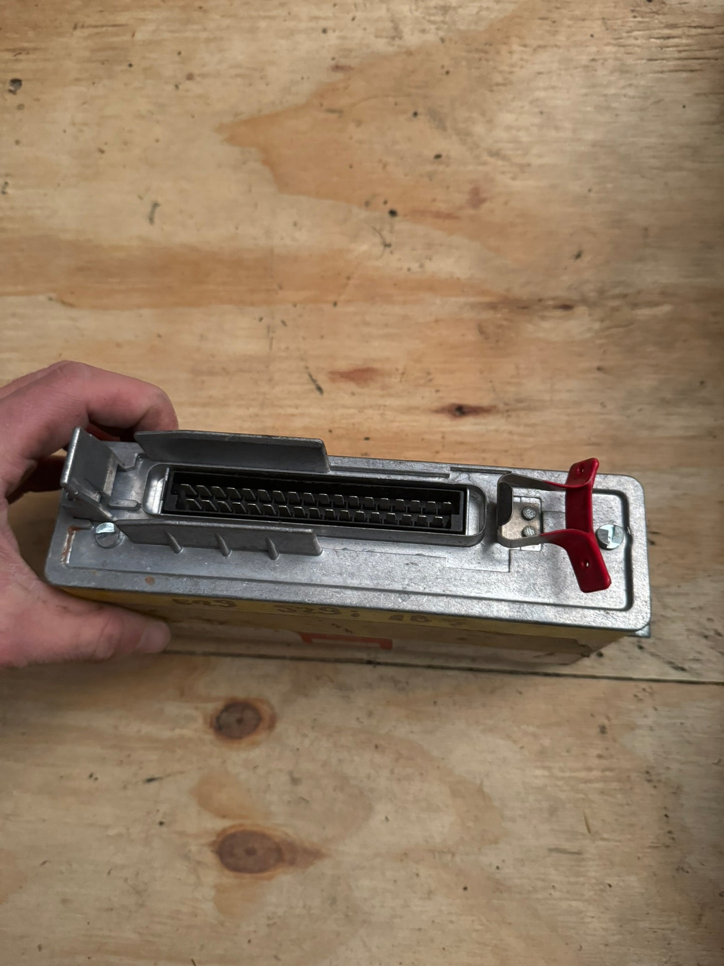 34521152025 BMW ABS Control Unit | E28 520i–528i | Bosch 0265100010