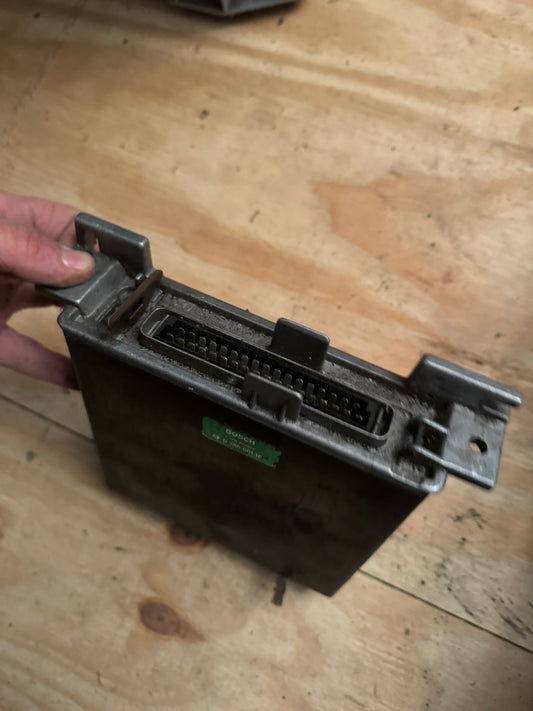 0280001103 BMW ECU Engine Control Unit | E23 / E24 / E3 | M30B32 | Bosch
