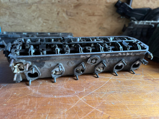 BMW M30 Cylinder Head E9 E3 E12 – 12500199 (1979)