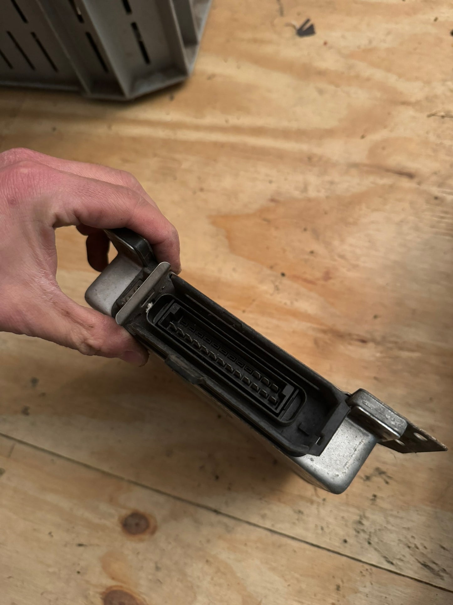 0280001300 BMW ECU Engine Control Unit | E32 / E23 / E24 / E28 | Bosch